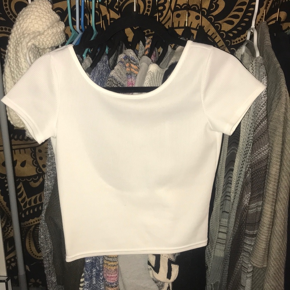 Open back cropped t